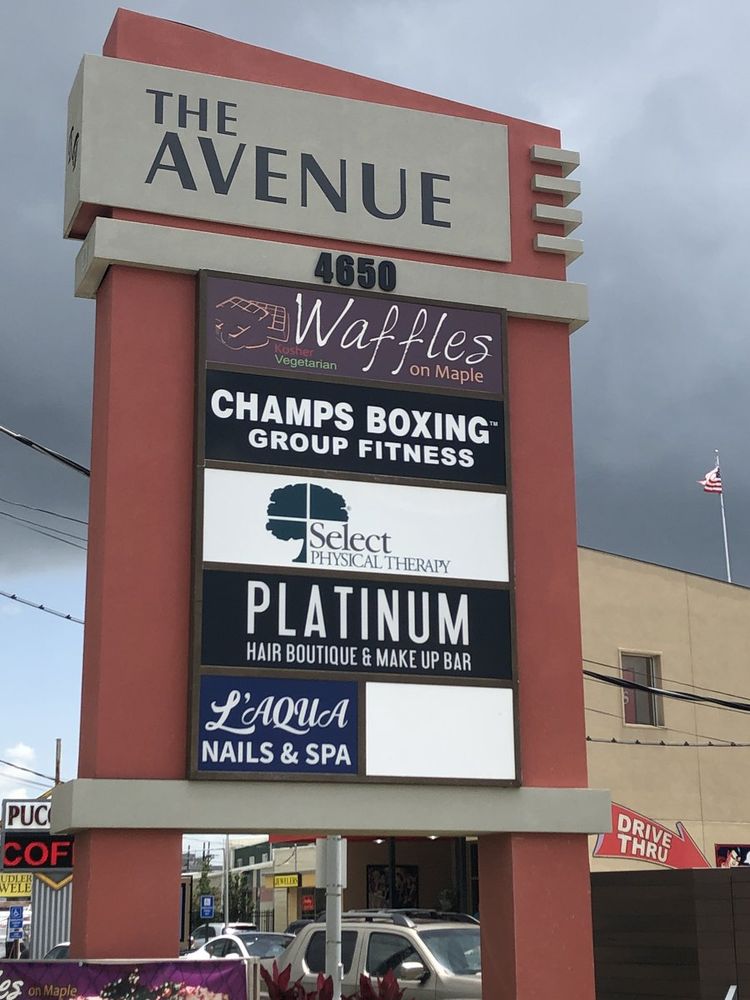 Retail or Office on West Esplanade: 4650 W Esplanade Ave, Metairie, LA 70006